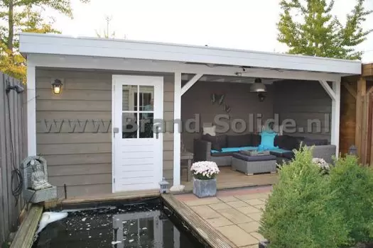 Berging + Overkapping 600 x 250