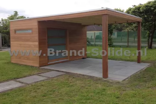 Iroko 300 x 200 + overkapping