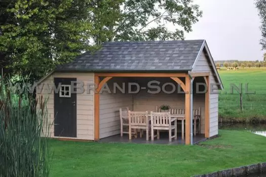 Lounge 300 x 200 overkapping 300