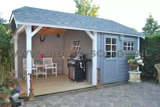 Cottage 300 x 300 + luifel 300