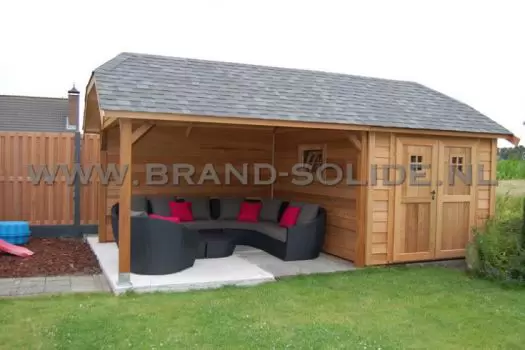 Ceder 300 x 250 + luifel 300